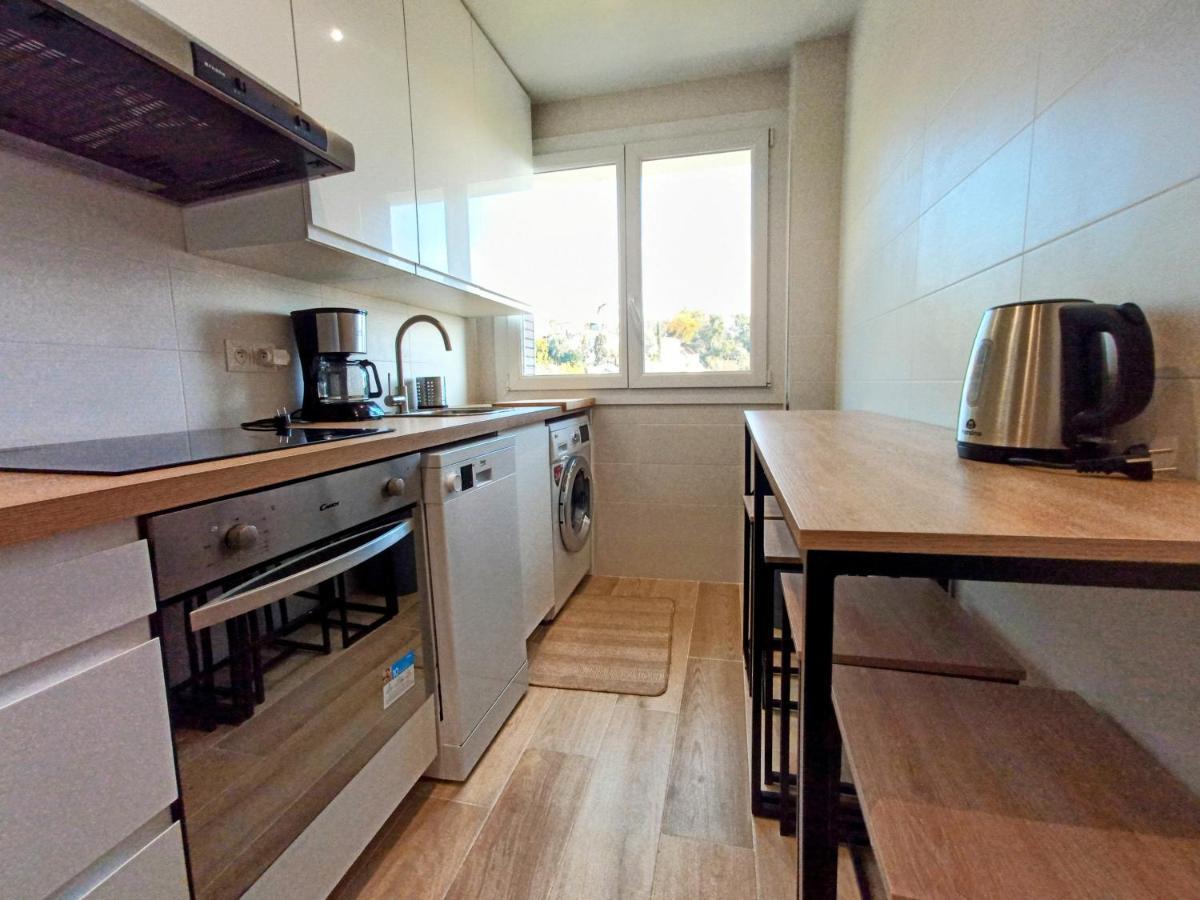 ניס Private Room In Renovated Apartment - Tram 1 Min Walk מראה חיצוני תמונה