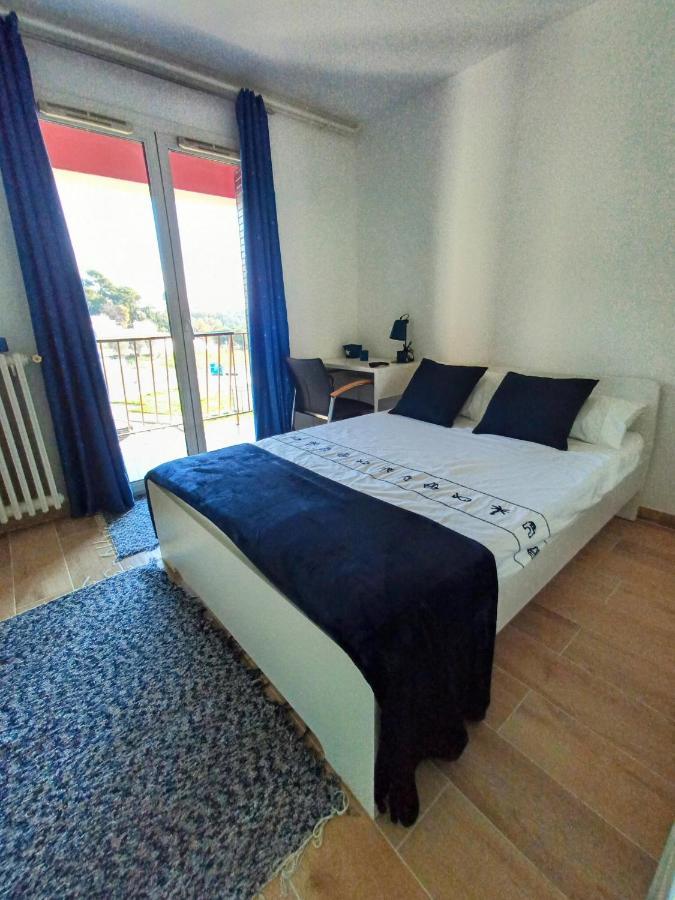 ניס Private Room In Renovated Apartment - Tram 1 Min Walk מראה חיצוני תמונה