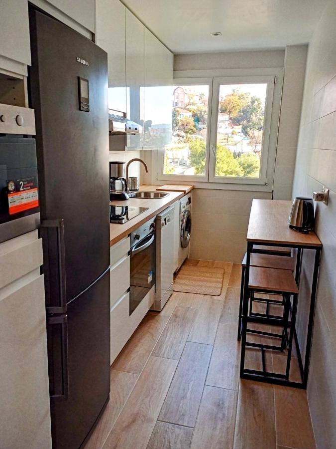 ניס Private Room In Renovated Apartment - Tram 1 Min Walk מראה חיצוני תמונה