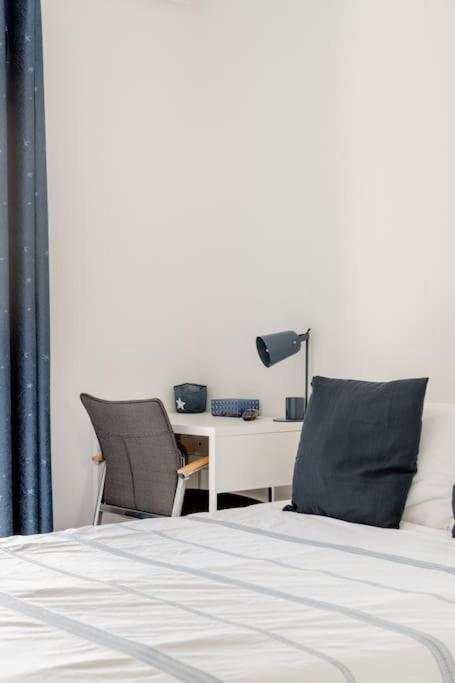 ניס Private Room In Renovated Apartment - Tram 1 Min Walk מראה חיצוני תמונה