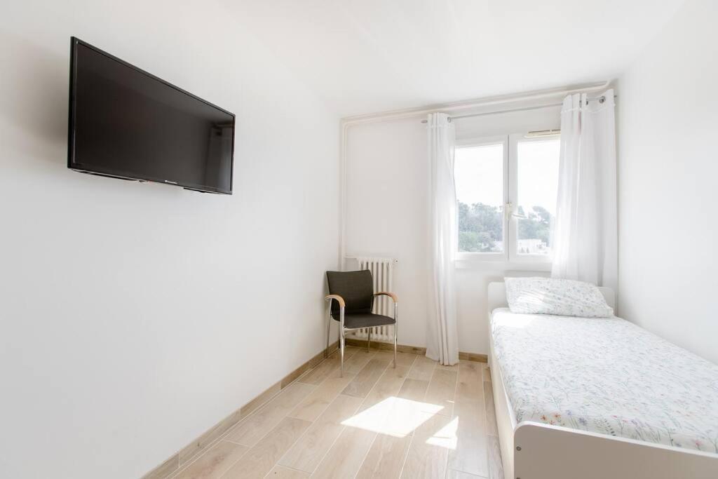 ניס Private Room In Renovated Apartment - Tram 1 Min Walk מראה חיצוני תמונה