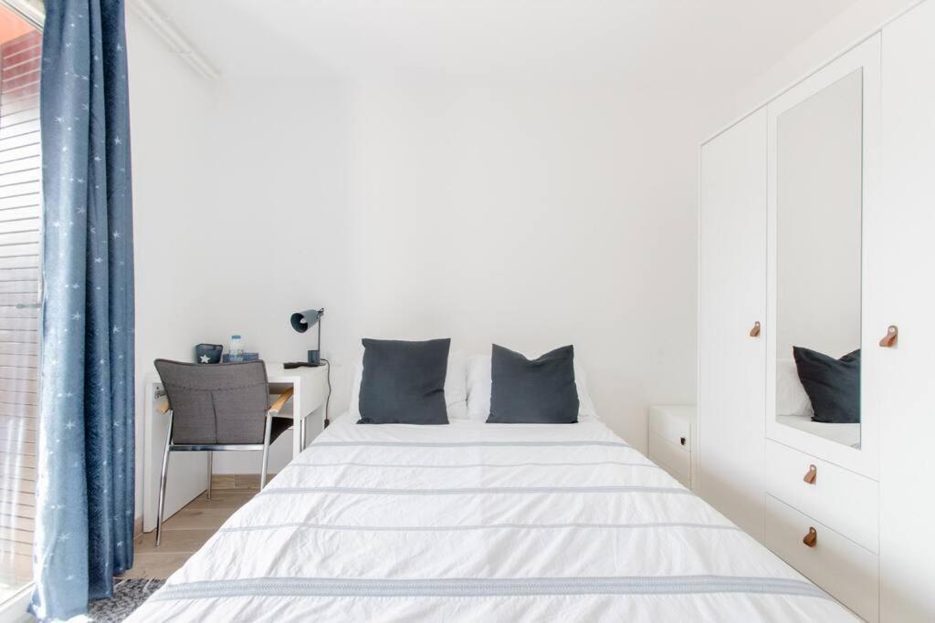 ניס Private Room In Renovated Apartment - Tram 1 Min Walk מראה חיצוני תמונה