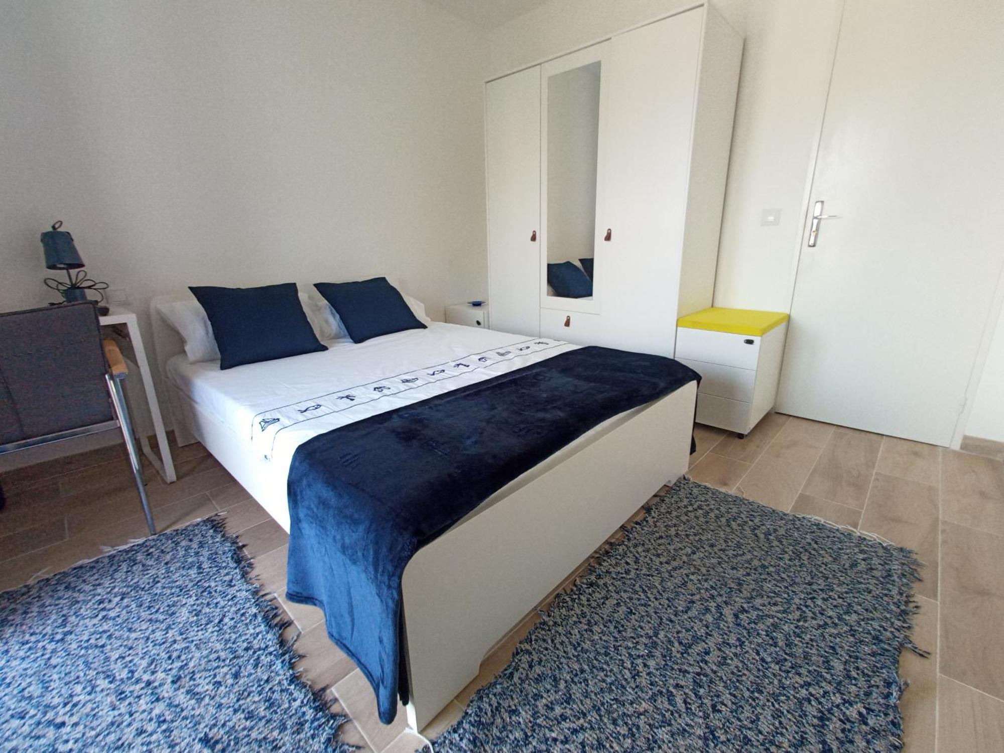 ניס Private Room In Renovated Apartment - Tram 1 Min Walk חדר תמונה